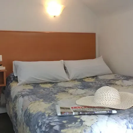 Compostelle 2* ルルド