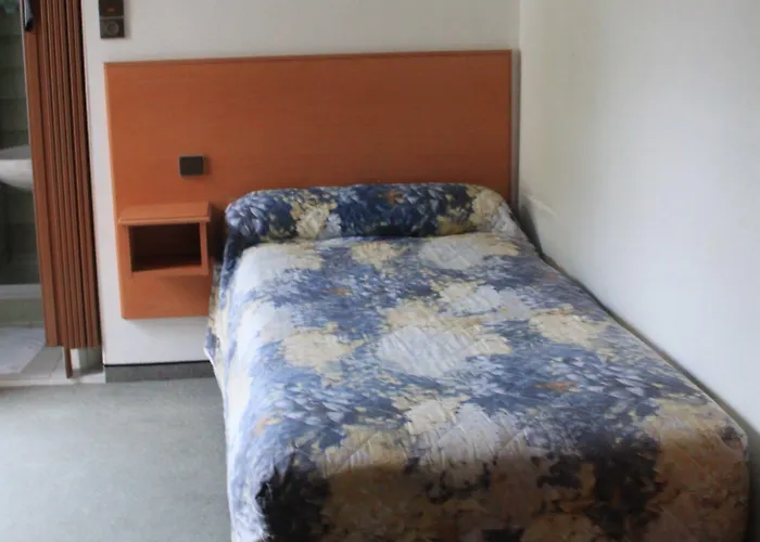 Compostelle Otel Lourdes