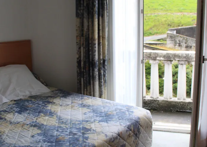 Compostelle Otel Lourdes