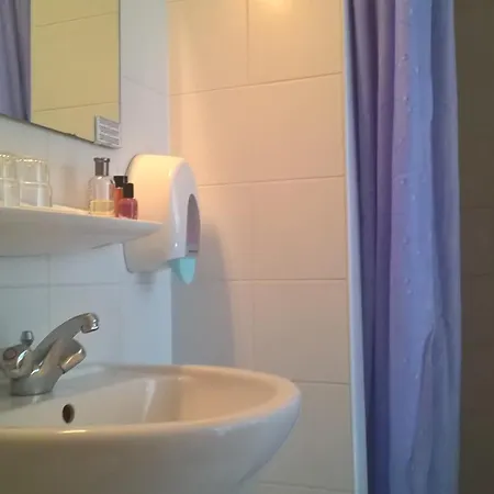 Compostelle Готель 2*