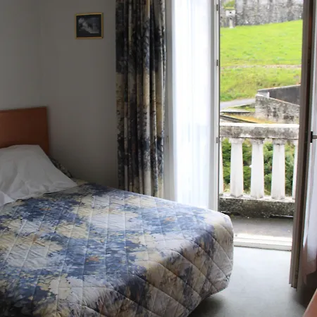 Compostelle Готель Лурд