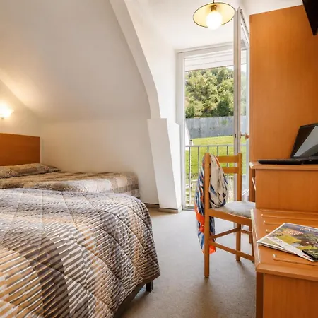 Compostelle Hotel 2*
